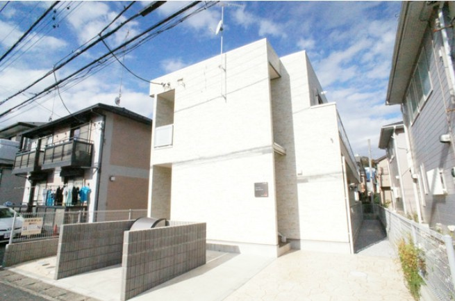 川崎市麻生区岡上のアパート