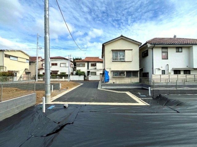 練馬区早宮2丁目 全4区画 3区画の前面道路含む現地写真|居住者以外の車通りが少なくお子様にも安心
コミュニティの場ともなります♪