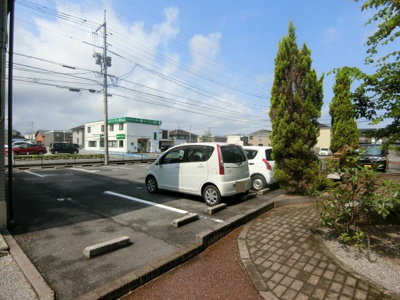 【駐車場】 | ロワール福原B棟