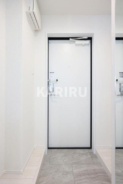 グリュック清水の玄関