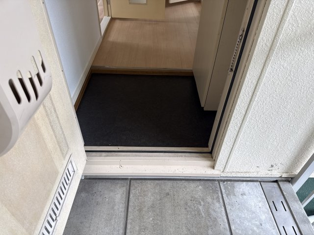 コーポ向陽台Ｃの玄関