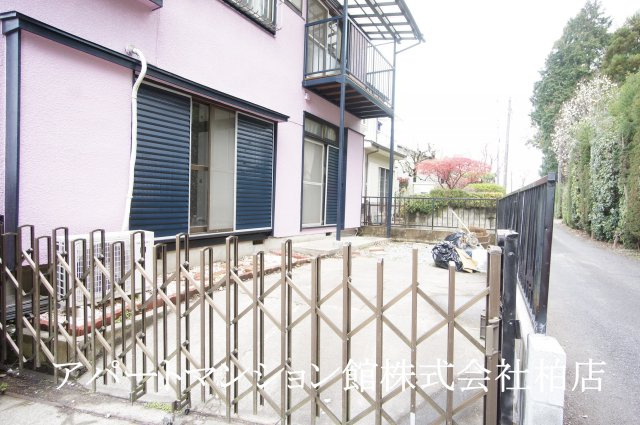 Casa Felice NODAの駐車場
