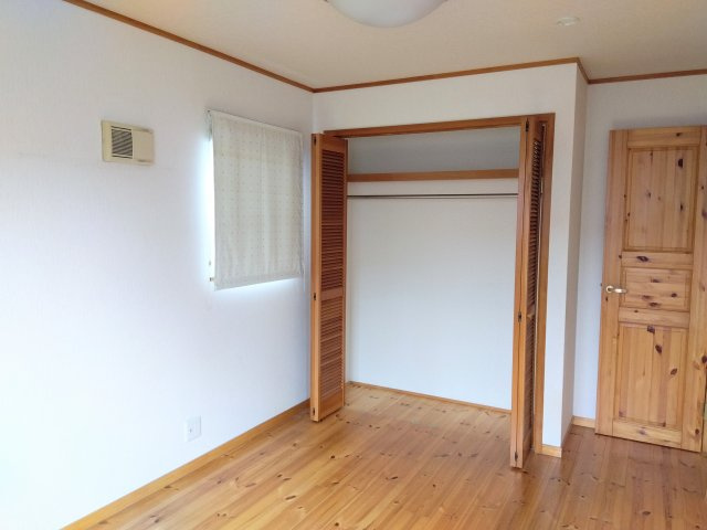 売中古戸建　富士市石坂の収納|荷物が多くても収納スペースがたっぷりあるので、生活スペースを広く確保する事ができます。