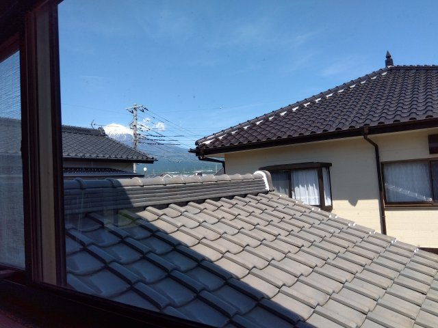売中古戸建　富士宮市中島町の展望|２階のお部屋から富士山が望めます。雄大な景色を身近に感じられる贅沢なロケーションです。