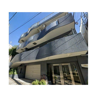 【外観】 | ブランニューウェイヴ | 鉄筋コンクリート造のがっちりとした建物。