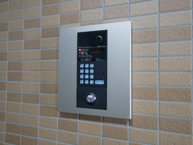 大阪市西区本田２丁目の賃貸マンションのセキュリティ