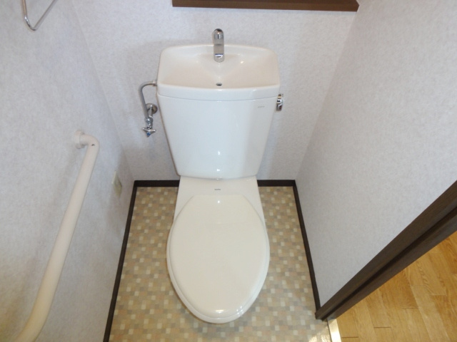 オーベルジュ宝塚のトイレ|ゆったりとした空間のトイレです