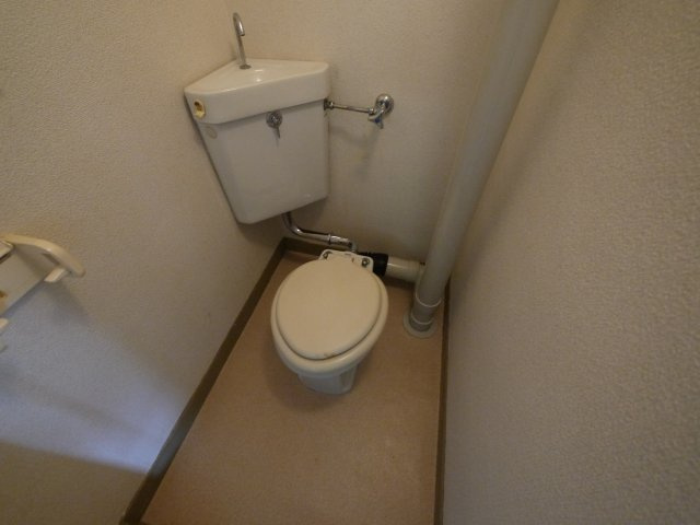 大和ビルマンションAのトイレ|シンプルで使いやすいトイレです