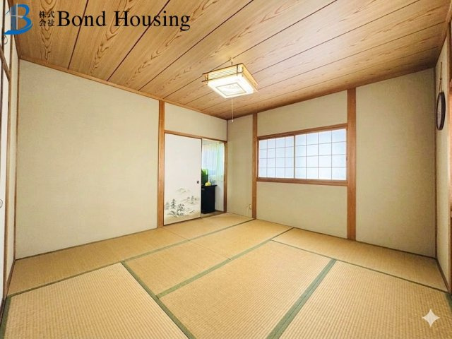 南側開放感のある庭あり　朝谷町　中古戸建の和室