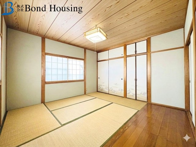 南側開放感のある庭あり　朝谷町　中古戸建の和室