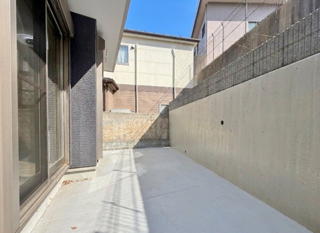 和光市下新倉4丁目のその他|南側に面したワイドなテラス
毎日のお洗濯物も快適に干すことができます