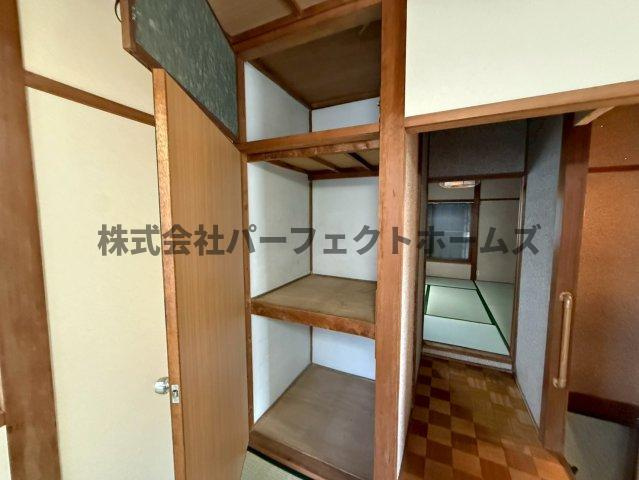 黒原城内町戸建　賃貸の収納|小物を収納するのに便利です