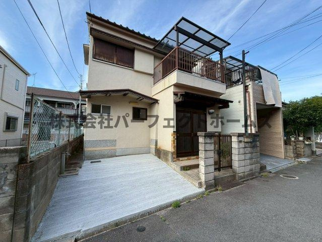 黒原城内町戸建　賃貸の駐車場|駐車場です