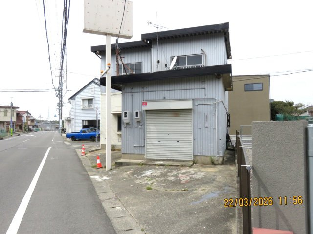 津市半田字川田の外観