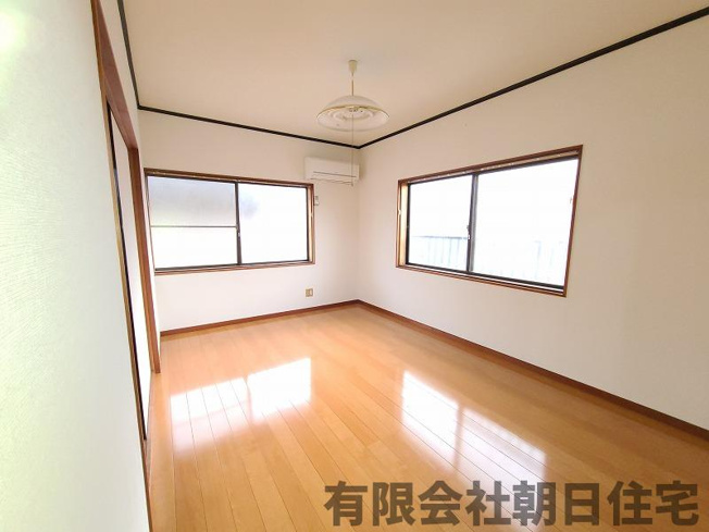【洋室】 | 八雲町日吉中古戸建 | 2F洋室