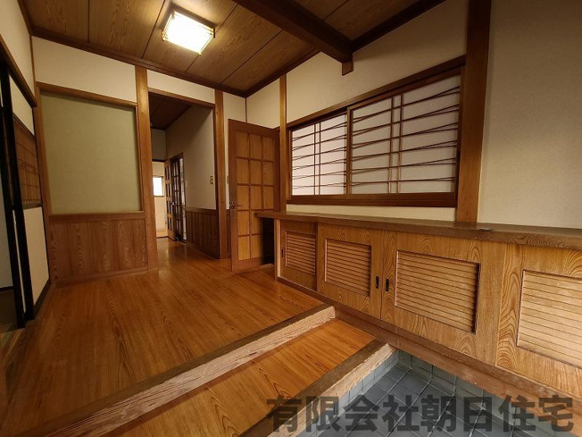 【玄関】 | 八雲町日吉中古戸建 | ゆったりとした玄関です