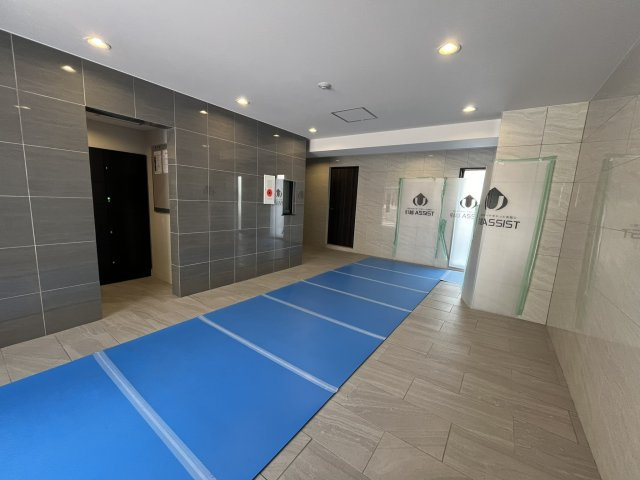ワールドアイ大阪城EASTⅡのロビー