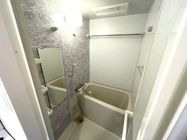S-RESIDENCE新大阪WESTの浴室