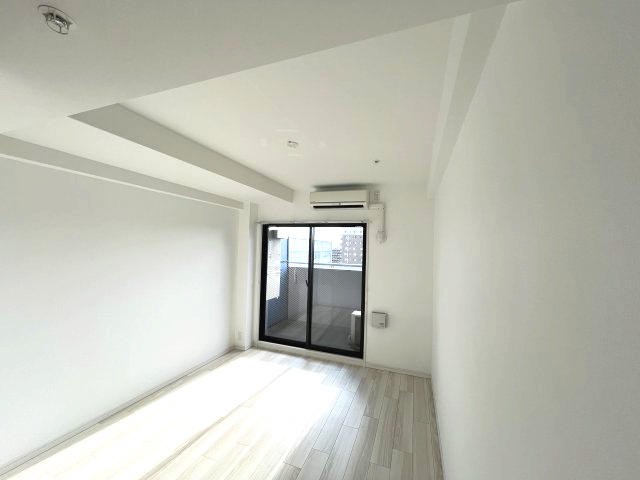 S-RESIDENCE新大阪WESTの居間・リビング