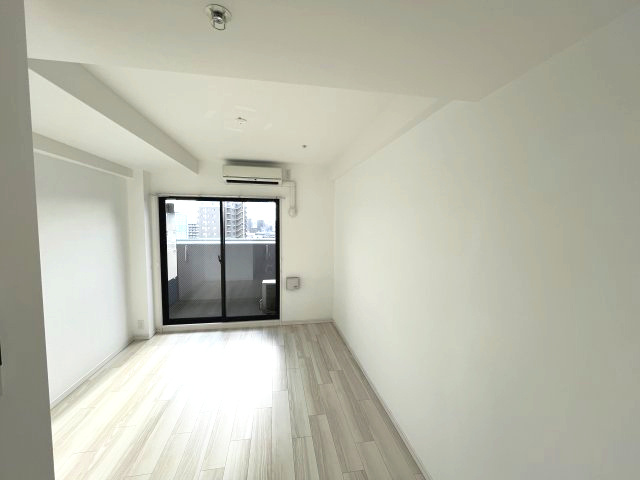 S-RESIDENCE新大阪WESTの洋室