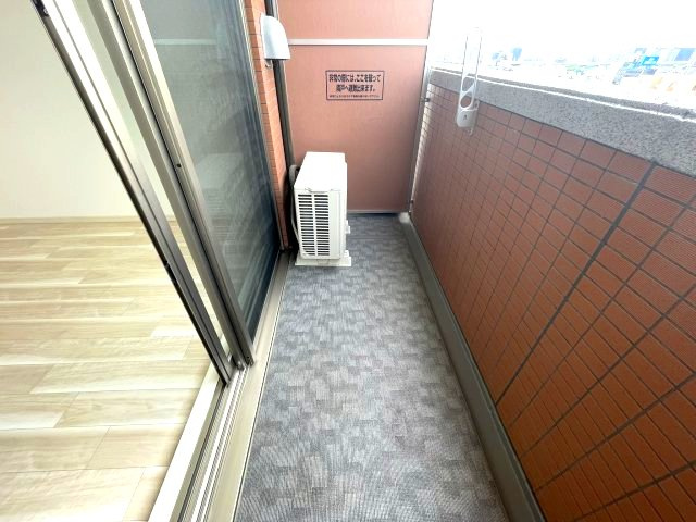 プレジオ都島本通のバルコニー