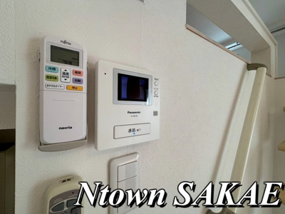 【セキュリティ】 | レクセラ | モニター付きインターホンです