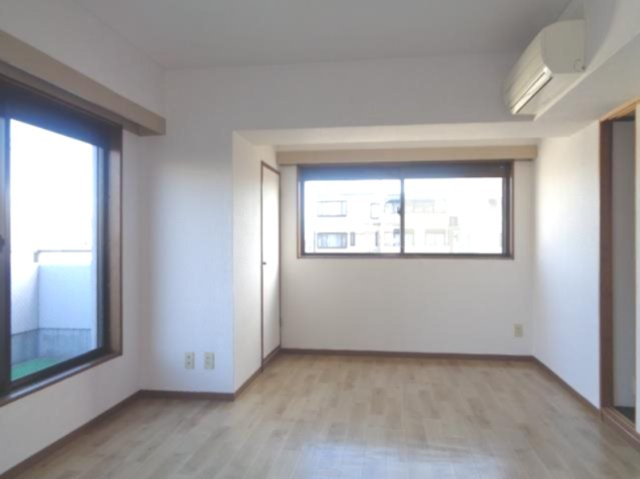 【寝室】銀杏町レジデンス