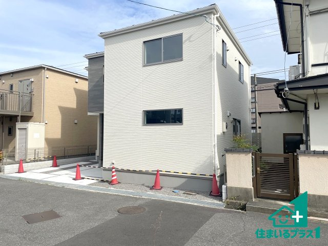 ★26(土)27(日)現地見学可能！★近江八幡市鷹飼町　第1期　限定1邸の外観|安心の10年保証！外観を美しく保ち、雨水で汚れを落とします！気になることがありましたら、お気軽にお問い合わせください！