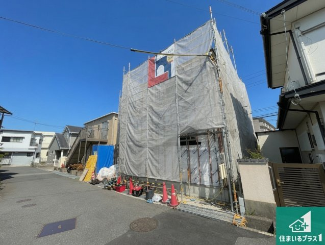 ★近江八幡市鷹飼町　第1期　新築一戸建ての外観|現在の進捗状況です！順調に作業進行中、完成が待ち遠しいです！詳細の間取り等、お気軽にお問い合わせください！