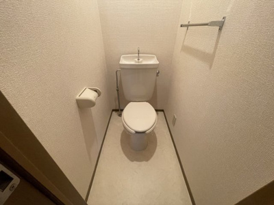 【トイレ】 | アーベント広田 | 清潔感のあるトイレです