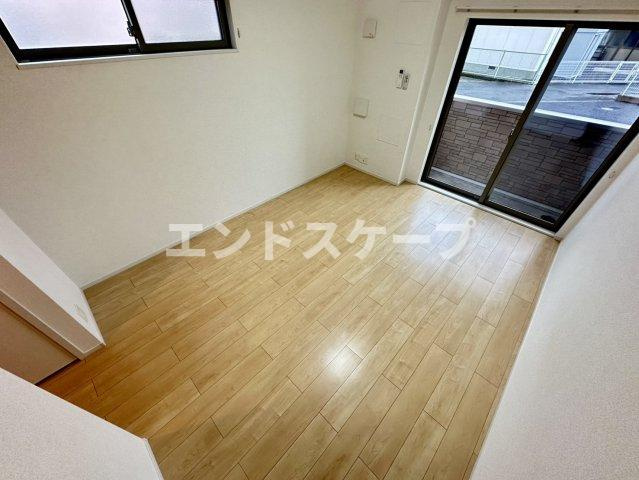 アンバー　レジデンスの居間・リビング|高崎、前橋のお部屋探しはエンドスケープまで！お客様の理想お聞かせ下さい♪