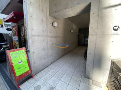 【エントランス】 | LOIS GRAND 靭公園