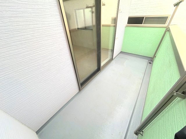 草加市谷塚仲町売戸建てのバルコニー