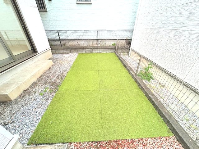 草加市谷塚仲町売戸建ての庭