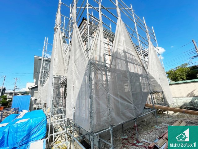 ★近江八幡市安土町下豊浦　第1期　新築一戸建ての外観|現在建築中！落ち着いた街並みで新生活を始めることが出来そう！周辺の物件も併せてご紹介させて頂きます！