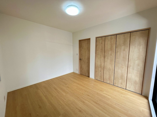 【洋室】 | アトムセレクト船橋市新高根３丁目中古戸建て | 1階洋室約6.4帖