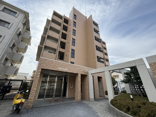 豊中市浜１丁目の賃貸マンションの外観
