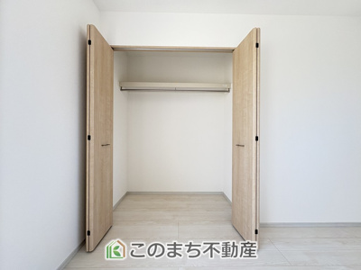【収納】 | いろどりアイタウン古河市諸川23-P1　 | 全室収納で室内全体をすっきり保てます♪
