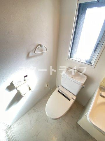 大阪市淀川区木川西１丁目の賃貸マンションのトイレ