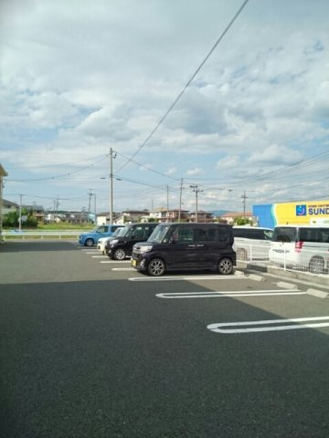 アニメートハウスＢの駐車場