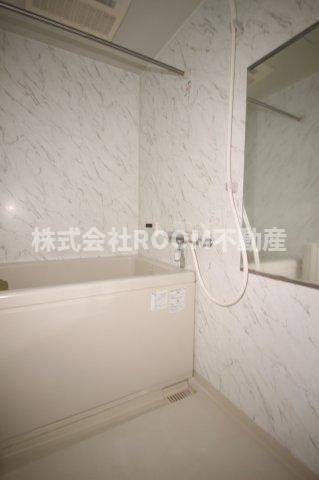 パークサイド祝吉の浴室|コンパクトで使いやすいお風呂です