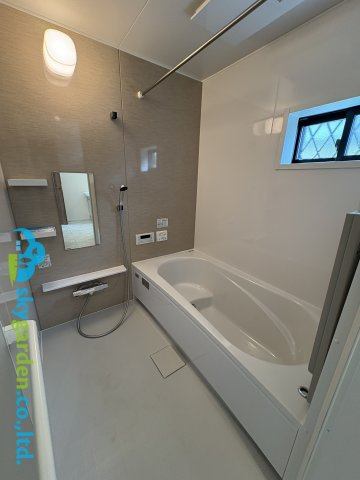 茅ヶ崎市芹沢１期　新築戸建　全１棟の浴室|乾燥機能付きのシステムバス
