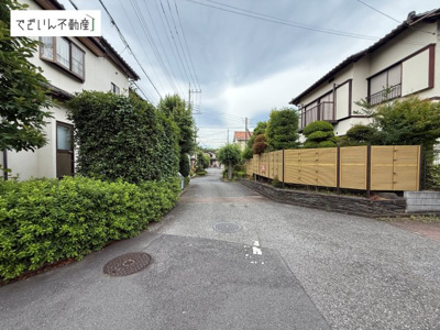 【前面道路含む現地写真】 | 東松山市旗立台　中古住宅   | 現地(2026年6月撮影)