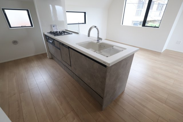 《仲介手数料無料》西東京市南町４丁目3-11新築一戸建てケイアイグレイスのキッチン