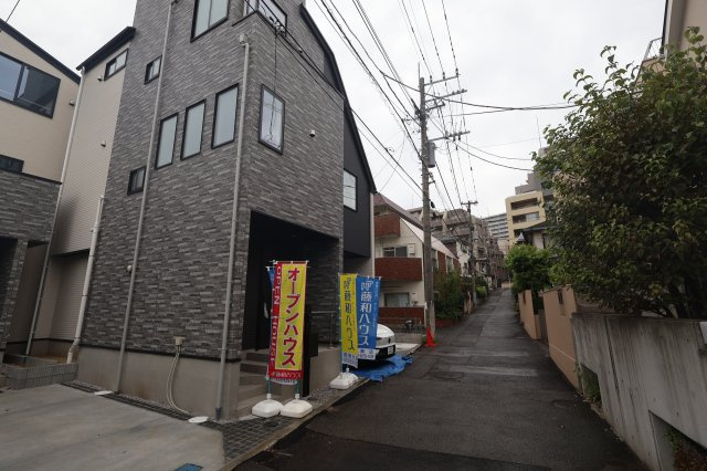 《仲介手数料無料》西東京市南町４丁目3-11新築一戸建てケイアイグレイスの外観