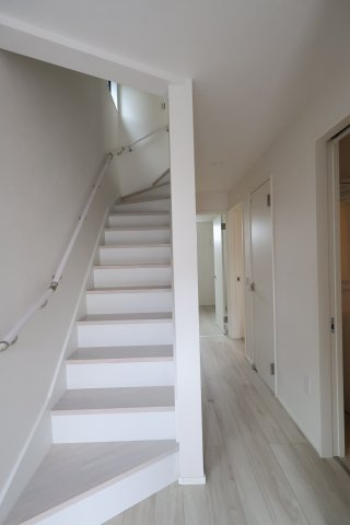 《仲介手数料無料》西東京市南町４丁目3-11新築一戸建てケイアイグレイスの内装