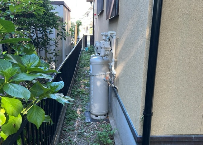 【発電・温水設備】 | 省エネ給湯器とは従来型の給湯器より熱効率が高く、少ない燃料でたくさんのお湯を沸かすことが出来る高効率な給湯器のことを指します。また、省エネ給湯器には種類があり、利便性や効果なども様々です。