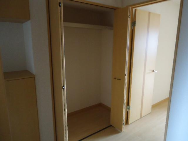 メゾンきたたかたの収納|廊下収納