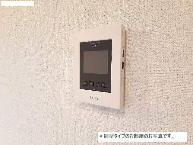 フェリーチェのセキュリティ|モニター付きインターホンです