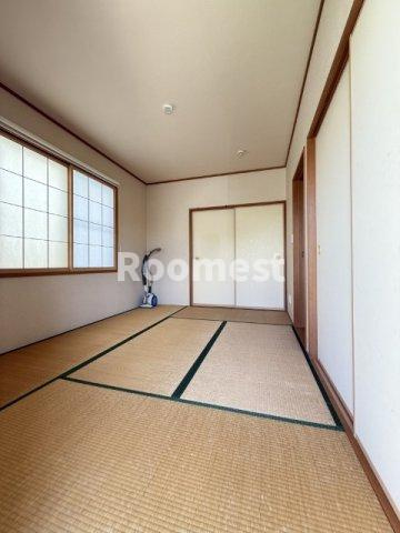 新野辺北町貸家の和室|来客時にも便利な和室付き